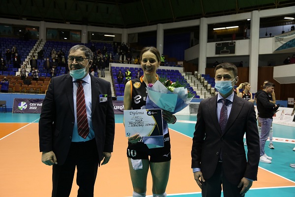 Eczacıbaşı Dynavit Finale Adım attı