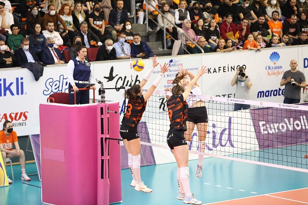 Eczacıbaşı Dynavit, kupaya doğru ilk adımı attı