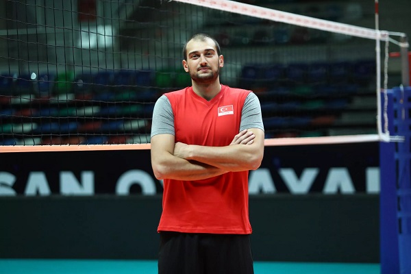 Olimpiyat Oyunları’nda Milli takımla başarı kazanmak en büyük hedefim