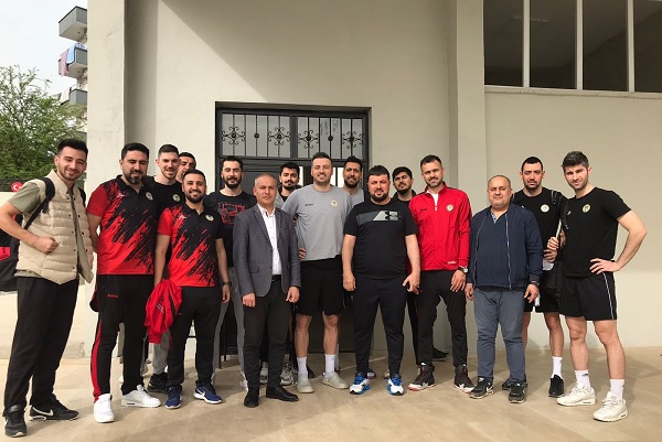 Cizre'de tarihi maç