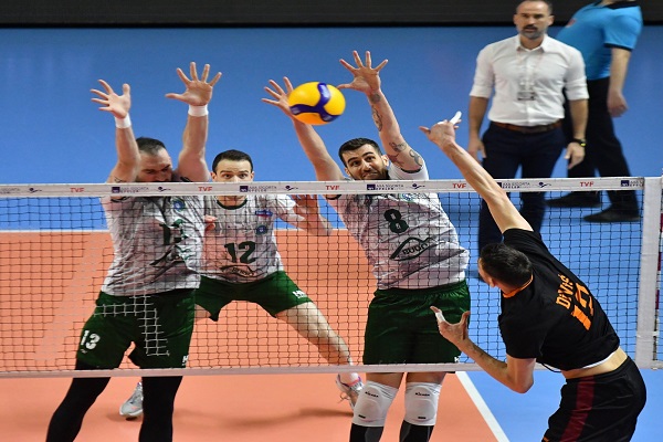 Bursa başladı, Galatasaray bitirdi