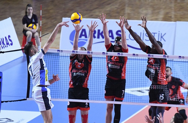 İlk Finalist Arkas Spor