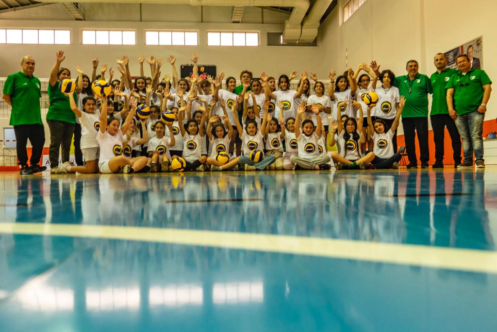Bodrum'da voleybol şöleni başladı