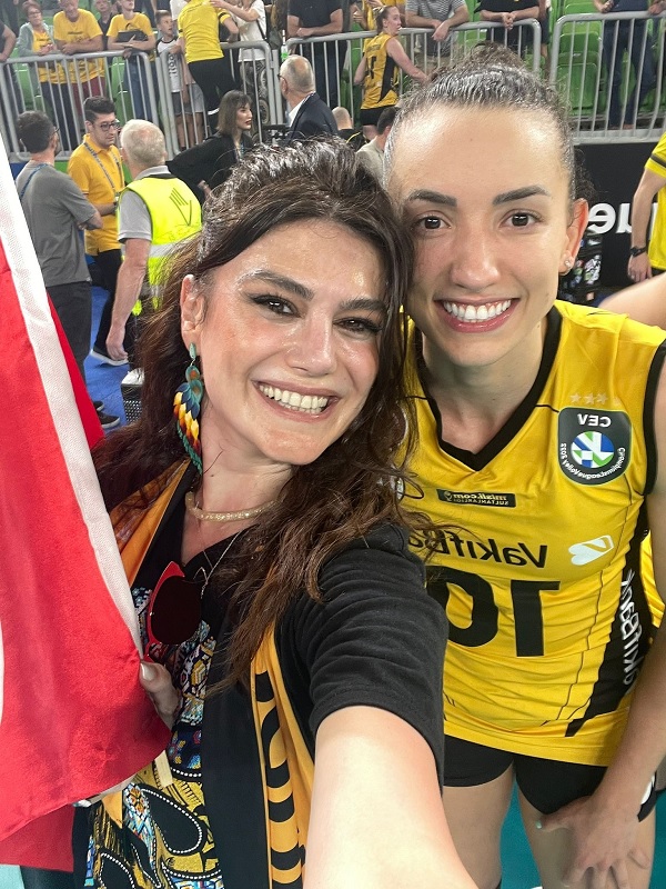 Fair Play, Ekip ve Barcelos Horozu