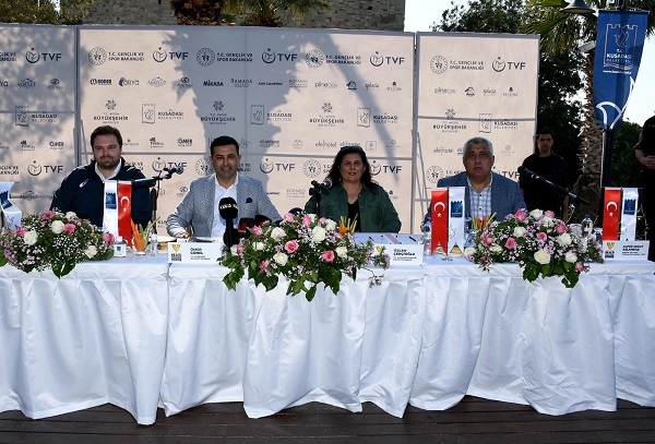 FIVB VW Beach Pro Tour Kuşadası Challenge Basın Toplantısı Düzenlendi