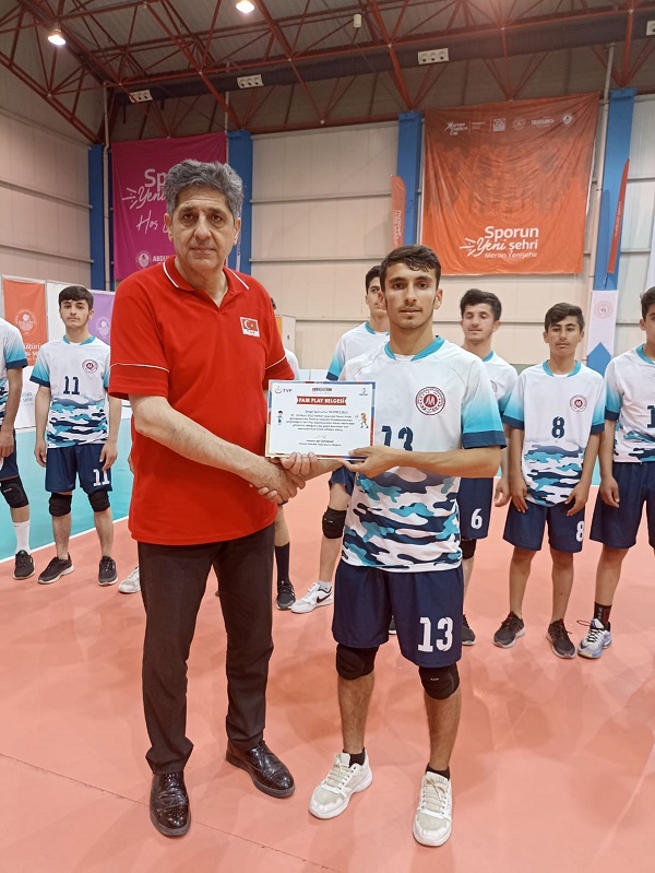 Küçük Erkekler ve Midi Kızlar Kategorilerinde Türkiye Şampiyonası Grup Etabı Sona Erdi