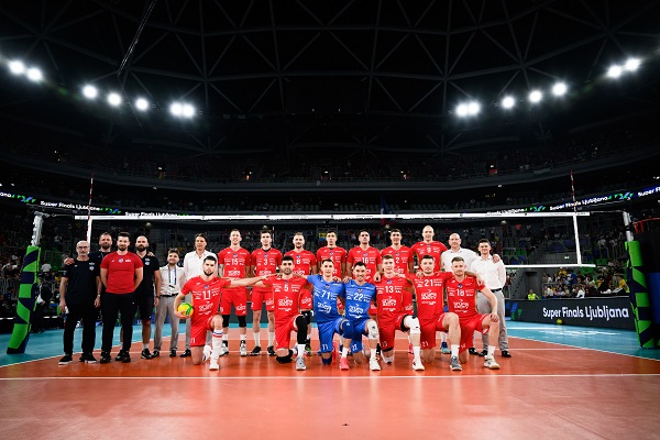 Nurper Özbar yönetti, Zaksa Şampiyon Oldu