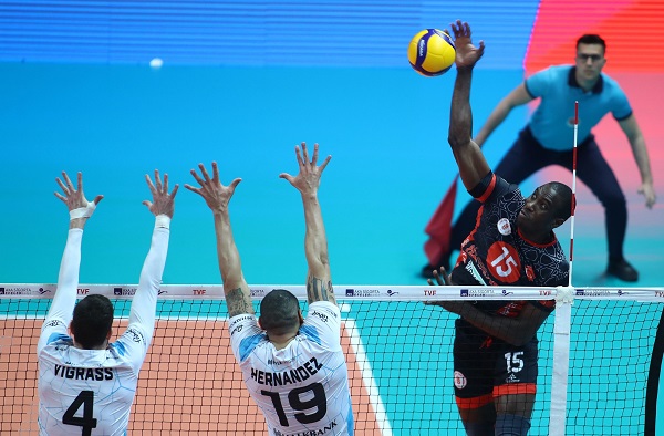 Ziraat Bankkart, 2. şampiyonluğuna çok yakın