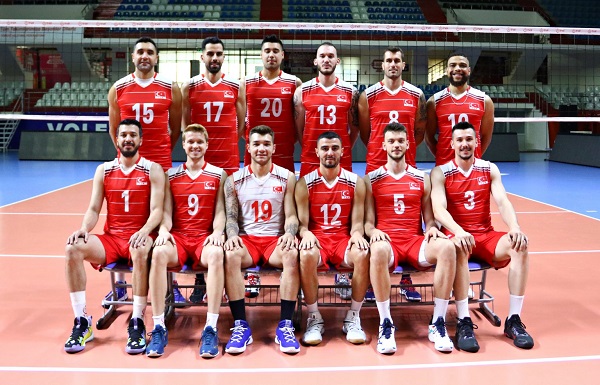 İtalya'ya kaybeden Efeler, klasman maçları oynayacak