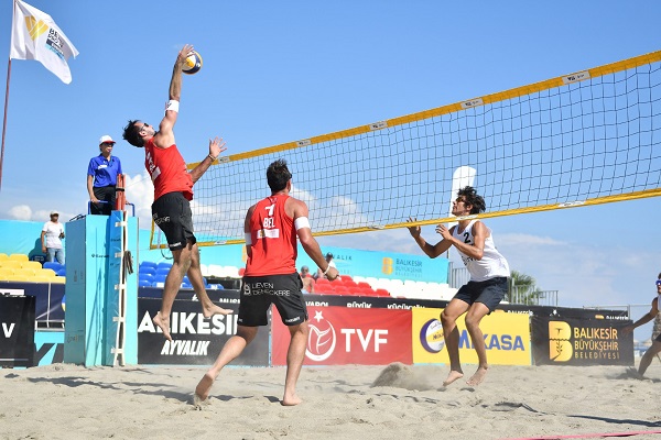 Balıkesir'de CEV Plaj Voleybolu Heyecanı Başladı