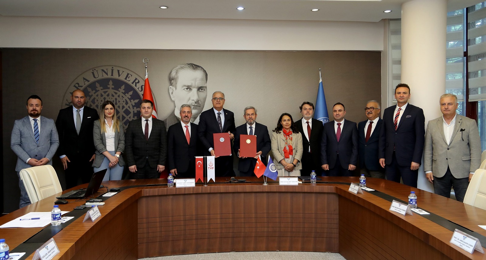 TVF, saha dışında da öncü