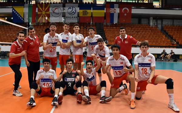 U18 Milliler Balkan Şampiyonası'na galibiyetle başladı