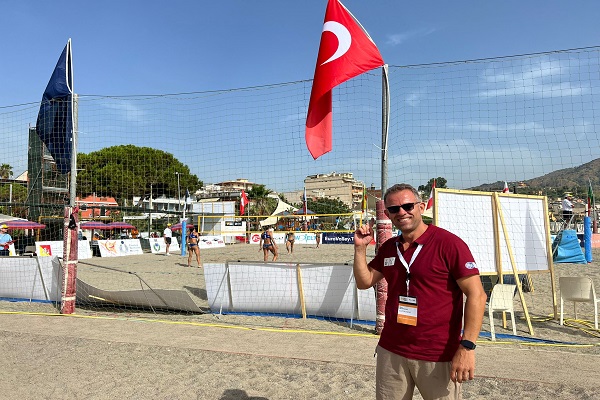 Oğuz Değirmenci İtalya'da ülkemizi temsil ediyor