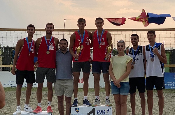 U22 Balkan Plaj Voleybolu Şampiyonası'nda Altın ve Gümüş Madalya Bizim