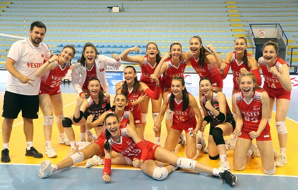 U17 Milliler Yarı Finalde