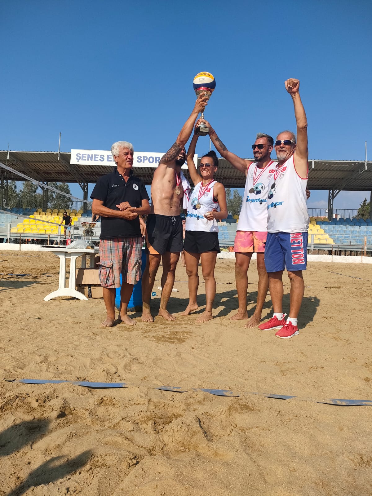 30 Ağustos Atatürk Zafer Kupası Veteran Voleybol Şampiyonası Tamamlandı