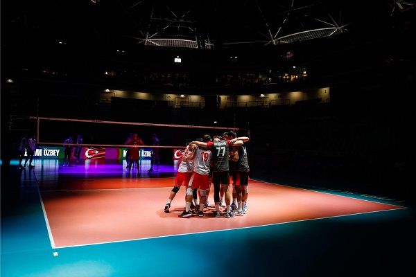 Efeler Kritik Maçta Kanada Karşısında, Maç TRT Spor'da