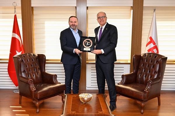 Başkan Üstündağ, TRT Yönetim Kurulu Üyesi ve TRT Genel Müdürü Zahid Sobacı’ya Ziyaret