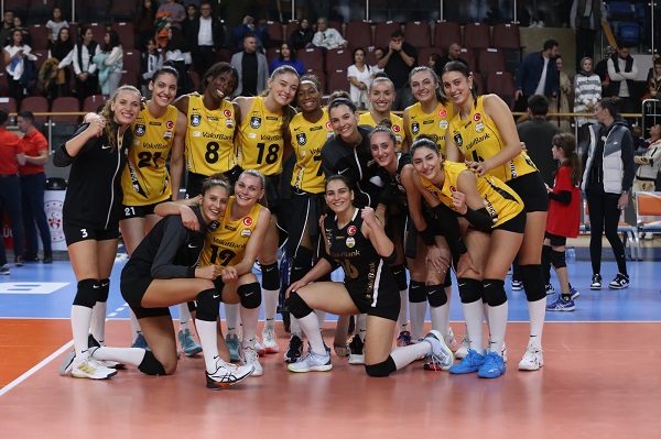VakıfBank Bolu'dan 3 puanla döndü