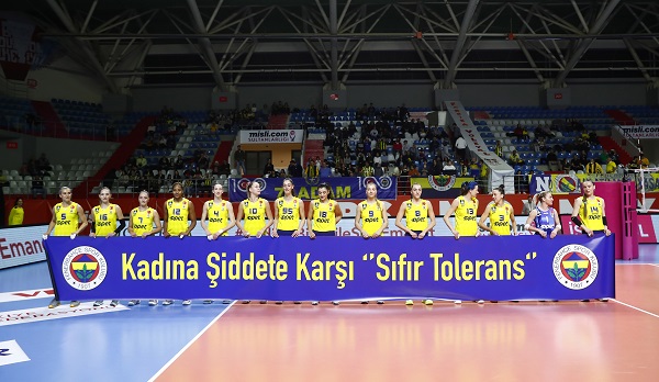 Fenerbahçe Opet, ilk seti kaybetti, 2. sette zorlandı ama 3 puanı kaptı