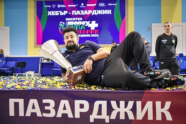 Aykut Aydın'lı Hebar 6. kupasını kazandı