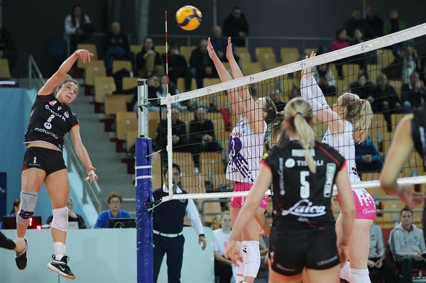 Kadınlar CEV Cup'ta son 16 takımın mücadelesi başladı