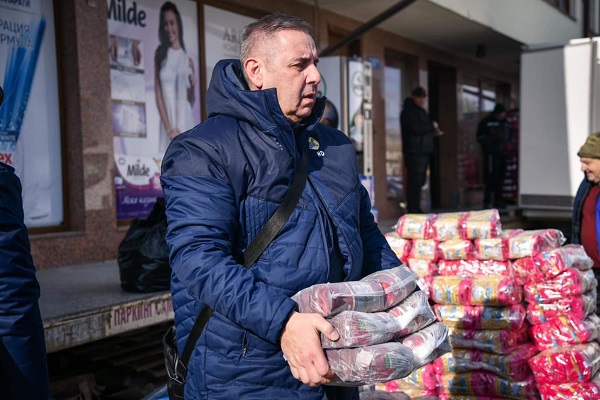 Teşekkürler Komşum - благодаря съсед