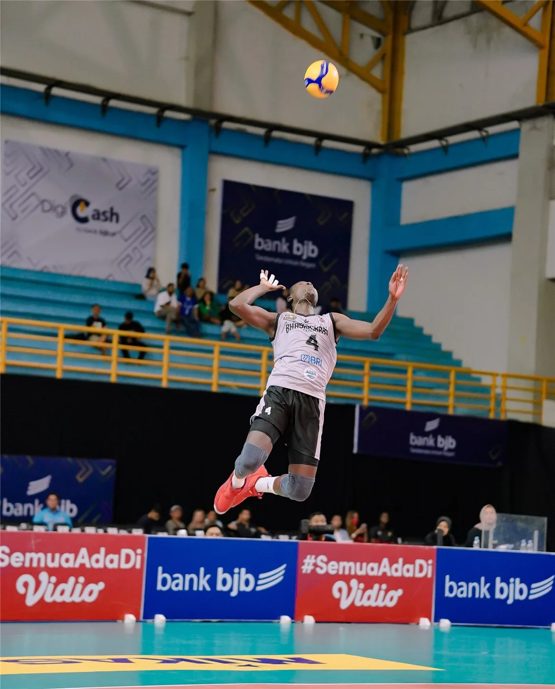 Ugandalı Daudi Okello'nun Gözü Şampiyonlukta