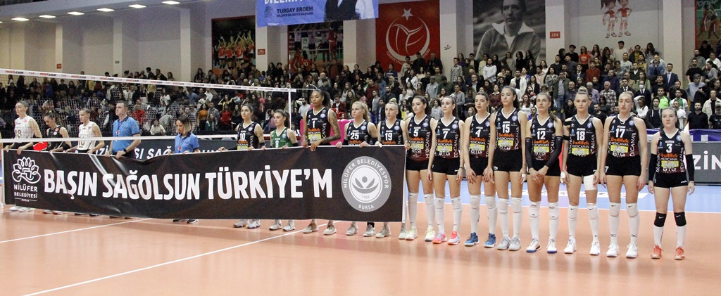 VakıfBank Bursa deplasmanında set vermedi