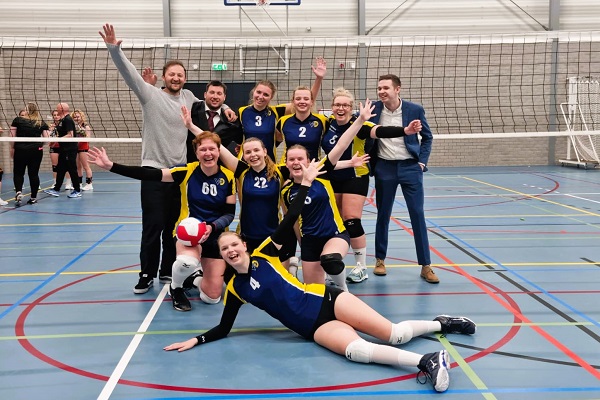 Eski Galatasaraylı Şevki Hollanda'da Ligi 3. Bitirdi