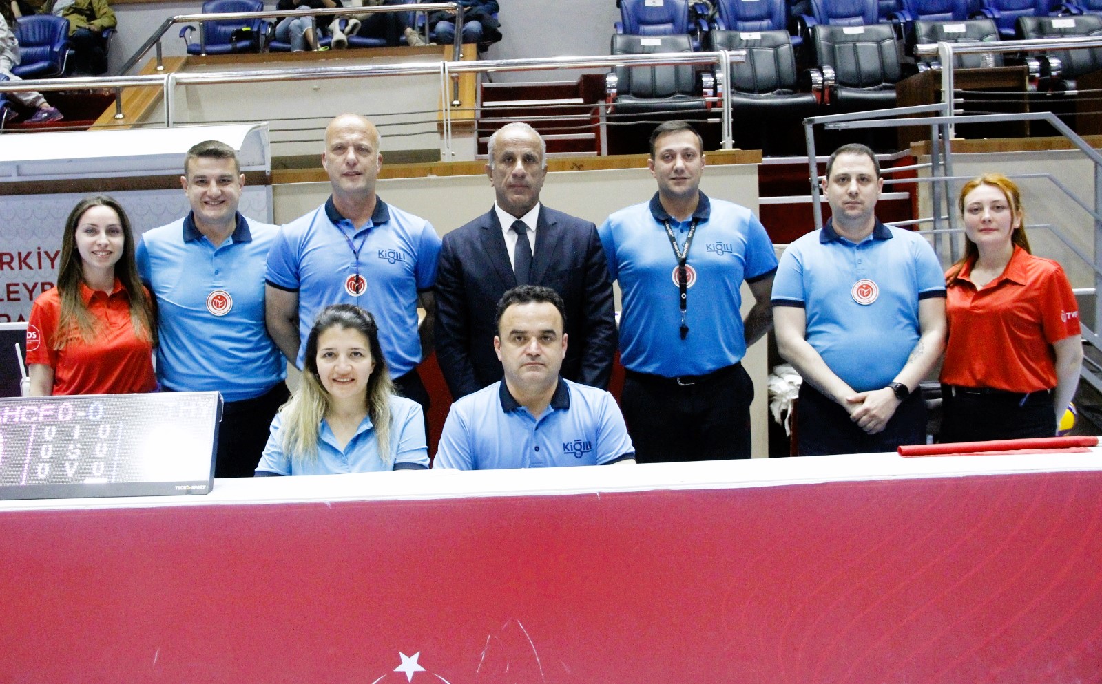 Dünya Baltacıoğlu Özel Sezonu'nda Finalin Adı VakıfBank - Fenerbahçe Opet