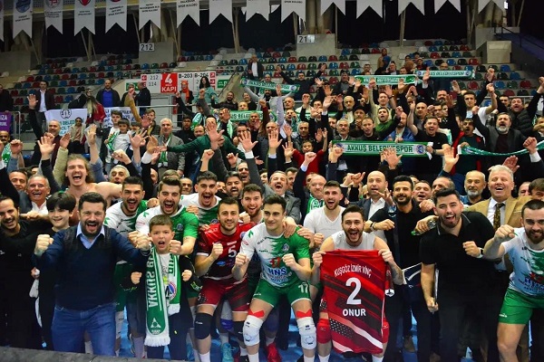 Akkuş Belediyespor tarih yazdı
