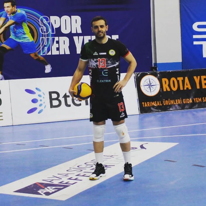 Semih Çelik Bursa Büyükşehir Belediyespor’da