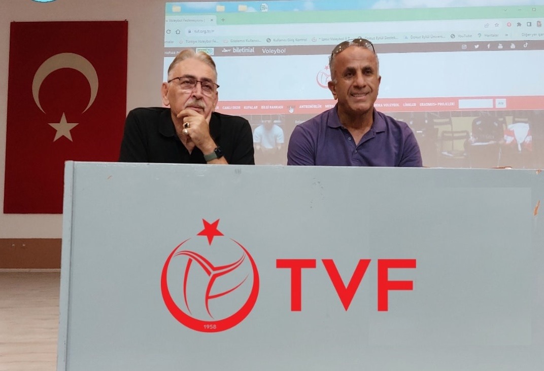 Aziz Yener'den İzmir'de Kulüp Yöneticileri ve Antrenörlere Seminer