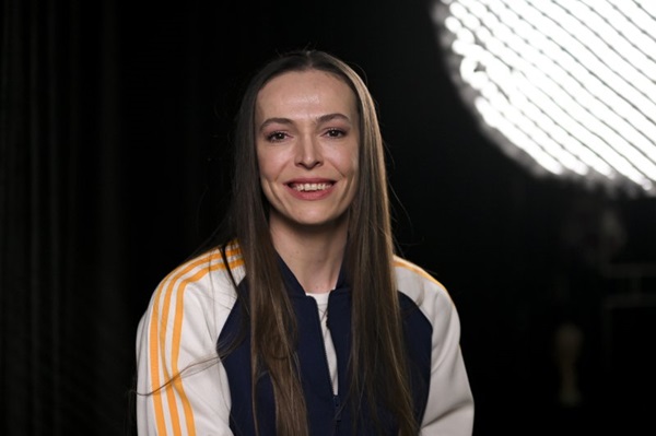 Cumhuriyet'e büyük bir borç hissediyorum