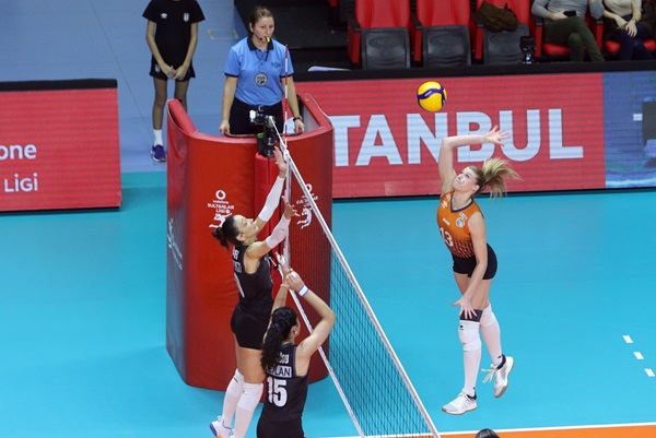 Çukurova Belediyespor İstanbul'dan 3 puanla döndü