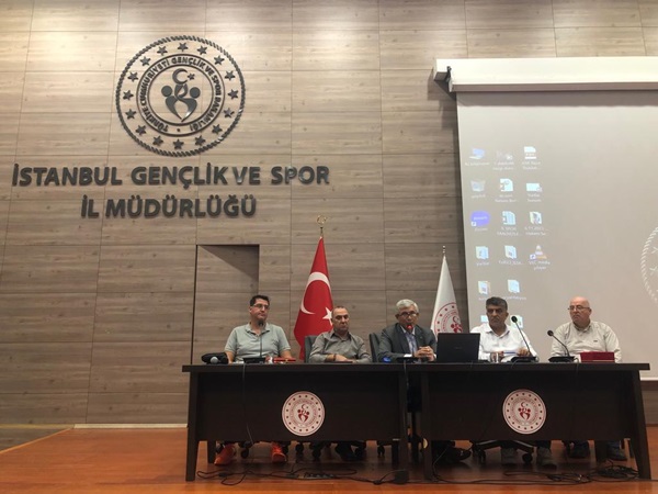 İstanbul'da Aylık Hakem, Gözlemci ve Saha Müdürü Toplantısı Gerçekleştirildi