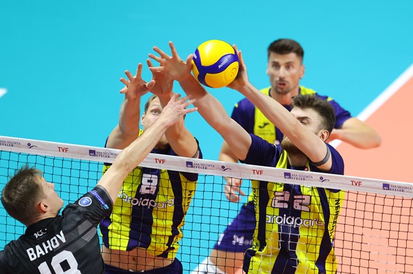 Fenerbahçe Parolapara firesiz devam ediyor