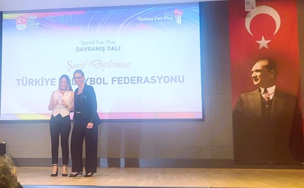 TVF'ye Fair Play Şeref Diploması Ödülü Verildi