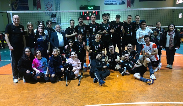 Erzin Narenciyesi Yeşilkent 5 Set sonunda kazandı