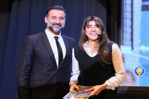 Melis Durul Işık Okulları'nda Öğrencilerle Buluştu