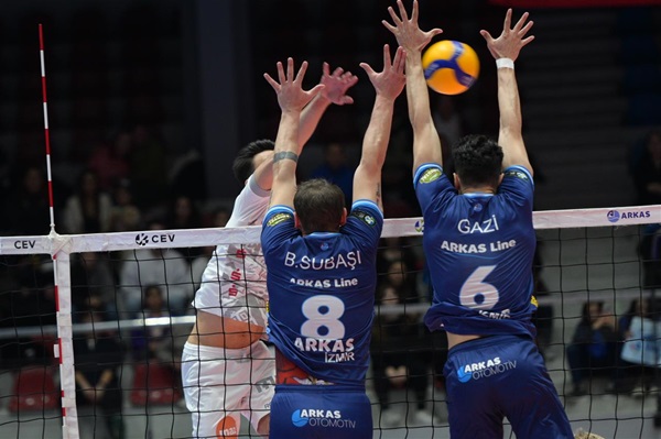 Erkekler CEV Cup'ta Yarı Final ilk maçları oynandı