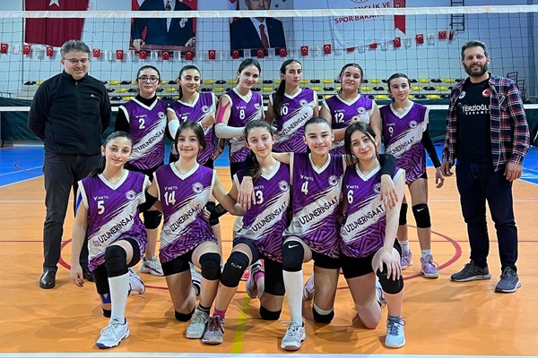 Hopa Voleybol Birinciliklere Abone