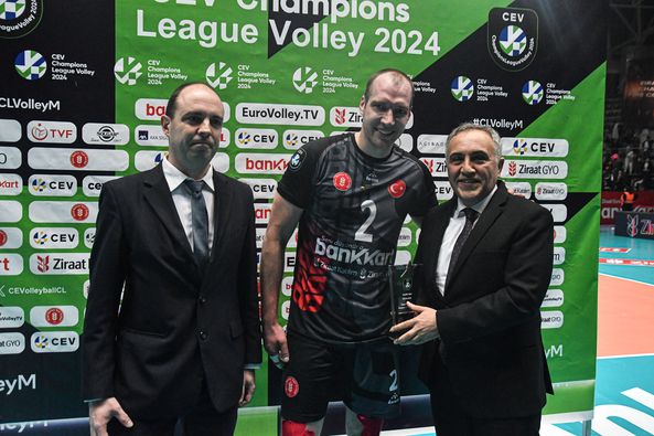 Ziraat Bankkart Altın Set'le Yarı Finalde: Rakip JASTRZEBSKI Wegiel