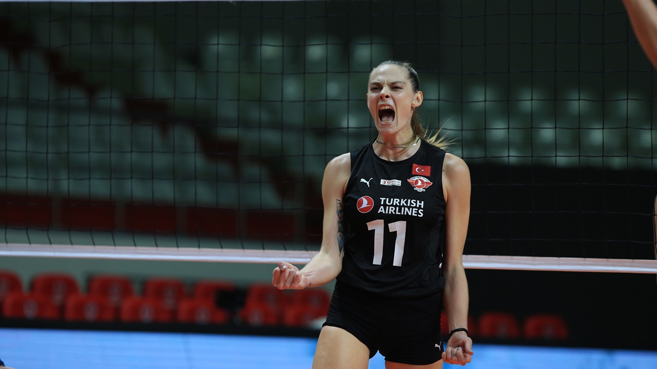 THY Anthi Vasilantonaki ile devam ediyor