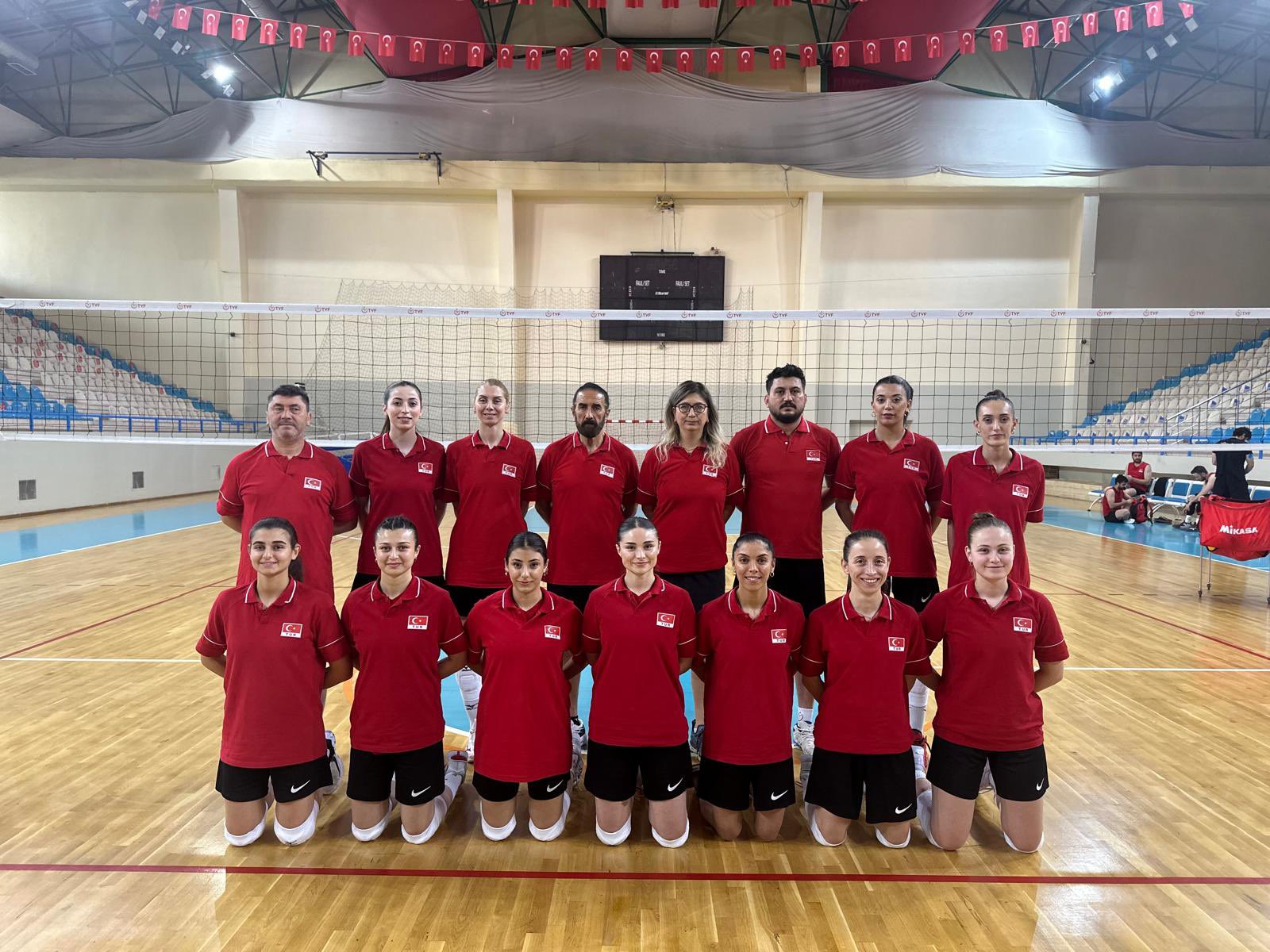 İşitme Engelliler Kadın Milli Takımımız Ukrayna’ya 3-0 Mağlup Oldu