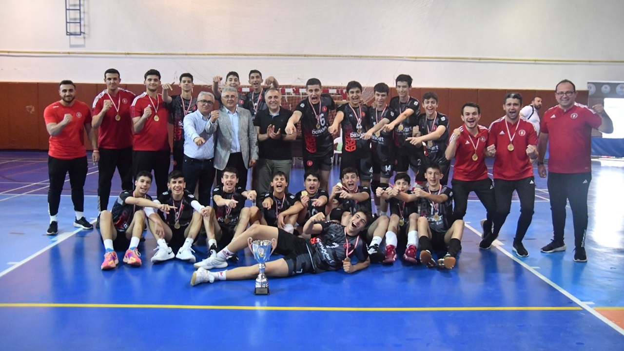 Ziraat Bankası Midi Erkekler Türkiye Şampiyonu