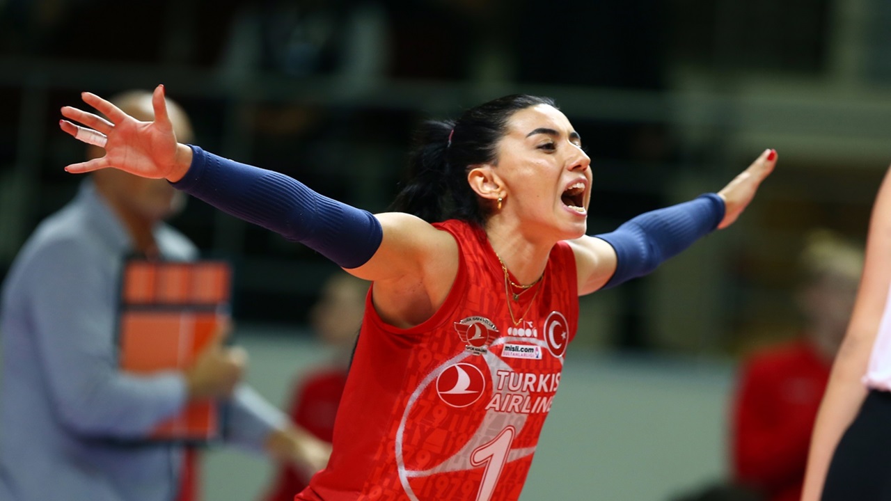 Melis Yılmaz THY'de kaldı