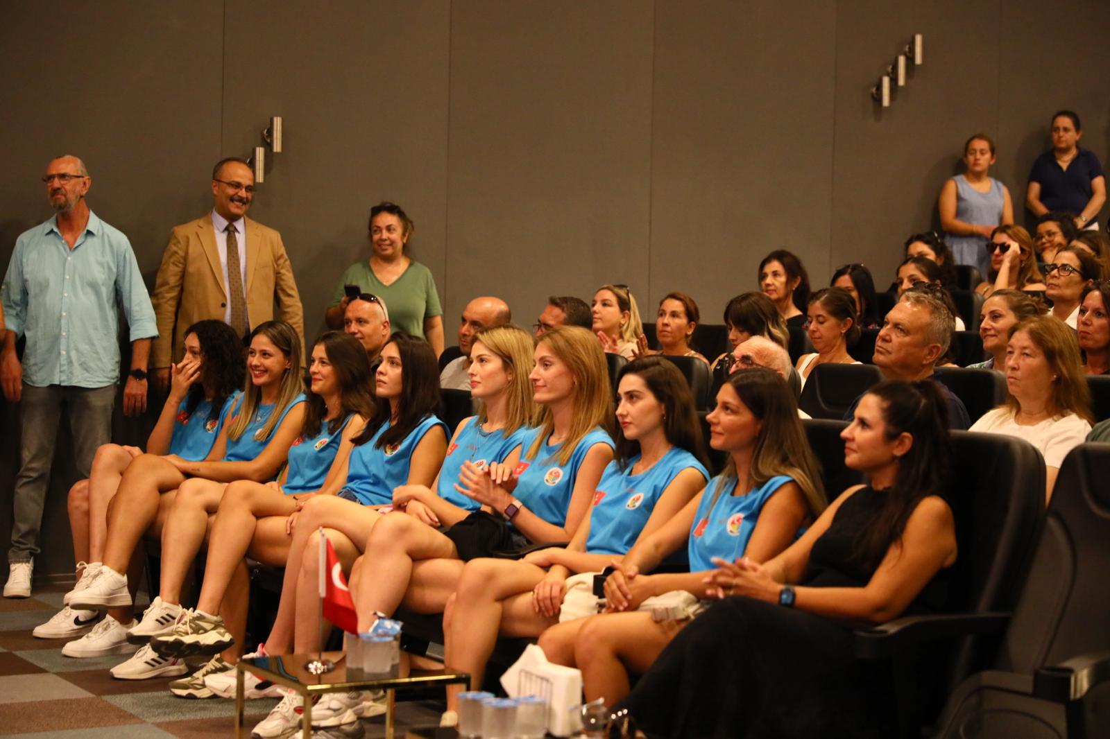 Bahçeşehir Koleji Dalaman Belediyespor bölgeye heyecan getirdi