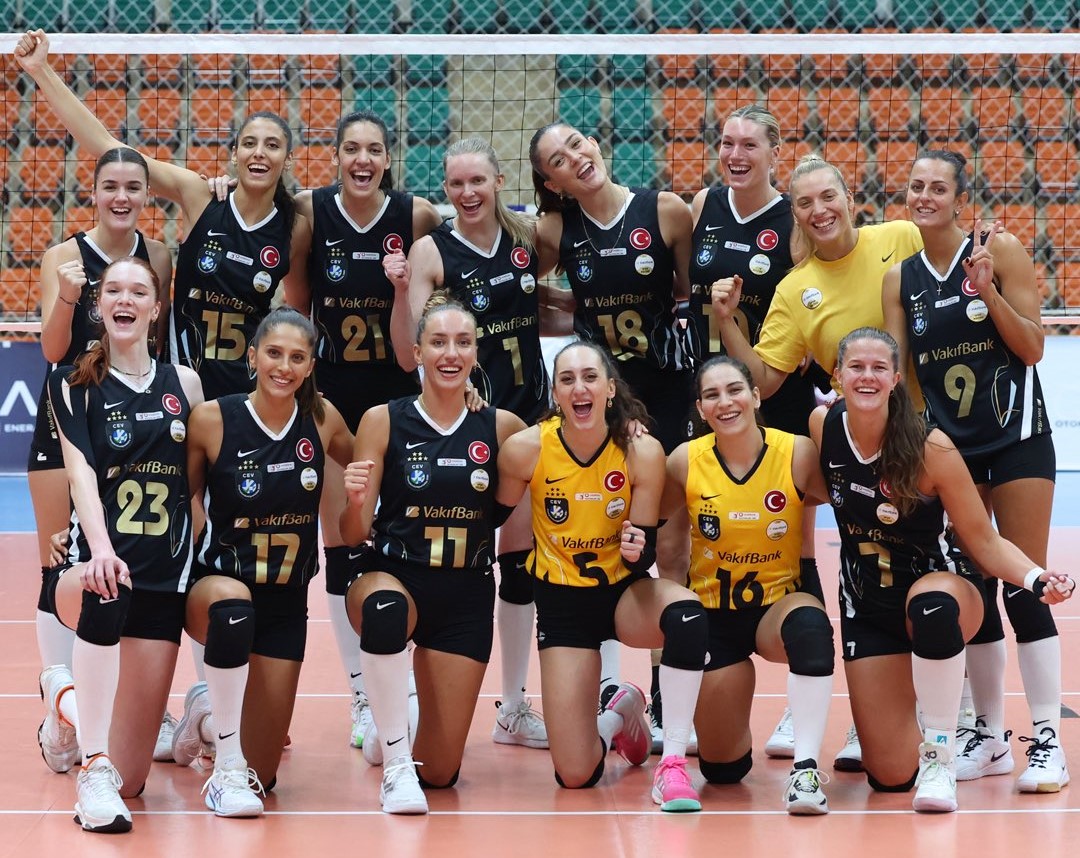 Kuşadası Turnuvası'nda Şampiyon VakıfBank